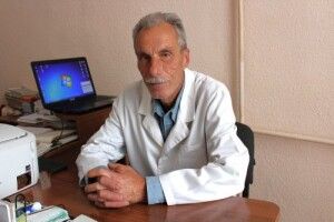 У Ковелі відомий лікар пішов на заслужений відпочинок після 50 років роботи