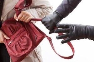 Не на ту натрапив: дубенчанка не дала себе обікрасти