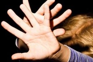 У Білій Церкві двоє молодиків викрали, зґвалтували та пограбували 50-річну жінку