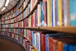Київ та Львів визначилися, видання яких книжок підтримуватимуть