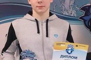 Луцький плавець здобув рекордну перемогу  на міжнародному турнірі з плавання 