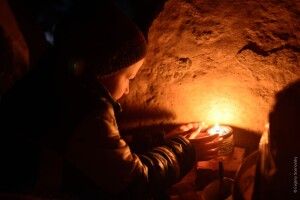«У мене померли дві собаки, бабуся Галя і улюблене місто», – 8-річний хлопчик з блокадного Маріуполя (Фото)
