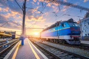 «Всі сервіси працюють у штатному режимі»:  «Укрзалізниця» відновила продаж квитків онлайн