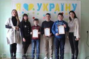 Троє ковельських семикласників одержали від поліції подяки за чесність і порядність