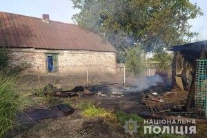 Не поділили чоловіка: на Харківщині 35-річна жінка підпалила хату ще й сарай 47-літній суперниці