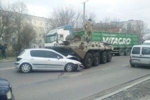 БТРом – по «євробляхах»