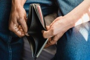 Волинянин вкрав гаманця і втрапив за ґрати на 5 років