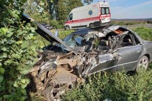 На виїзді з волинського міста сталася ДТП: водій в реанімації у важкому стані