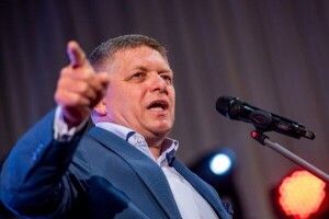 Politico: у Фіцо є дуже особисті причини не любити Україну