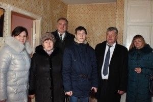 У Ківерцях дітям-сиротам подарували квартиру