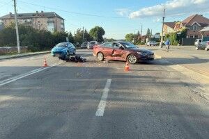 На Рівненщині легковик зіткнувся з мотоциклом