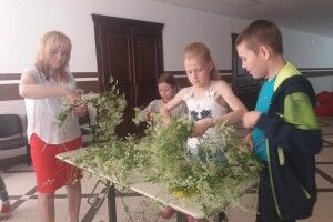 Забави у будинку культури