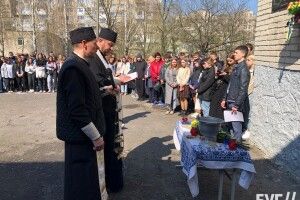 У Нововолинському ліцеї відкрили меморіальні дошки загиблим Героям-випускникам
