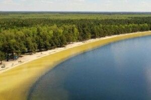 На Рівненщині дозволили відпочивати на спеціально підготовлених пляжах