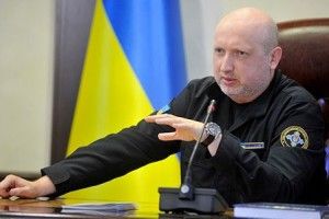 Турчинов: російська армія чекає наказу Путіна атакувати Україну