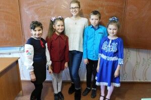 Чому  корінна лучанка вирішила практикувати в сільській школі?
