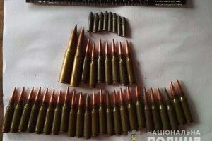 Обріз, патрони та ще й запал до гранати вилучили у жителів Рівненщини