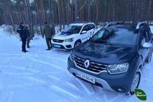 У лісах Волині виявили самовільні рубки та знайшли лісопорушників 
