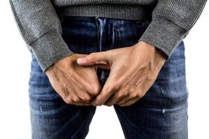 60-річний українець надягнув на пеніс кільце і не зміг зняти