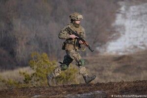 Українські війська перейшли в наступ під Біловодськом: охоплені панікою окупанти драпають назад у РФ 