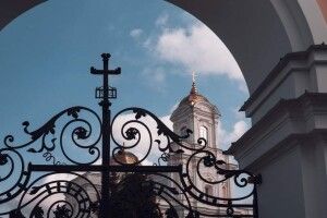 Диригент знаного волинського хору запросив музикантів-переселенців до спільного співу в луцькому соборі