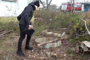 Залишилося шестеро дітей: чоловік вбив дружину у день одруження і викинув тіло в криницю (Фото, відео)