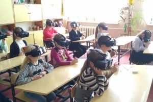 Сільські школярі заглянули у віртуальну реальність
