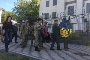 Путін за все відповість: під посольством Росії ветерани провели акцію пам’яті загиблих під Іловайськом