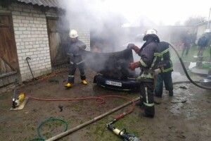 На Волині горіли дві машини: подробиці інцидентів