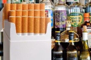 На Волині у трьох селах офіційно продавали безакцизні алкоголь і цигарки