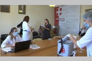 На Волині стартувала вакцинація держслужбовців (Відео)