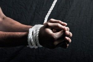60-річний радивилівський рецидивіст викрав та «ув’язнив» 53-річного млинівського домашнього насильника