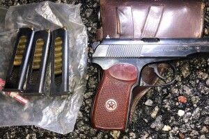 В зоні ЧАЕС затримано трьох порушників з металошукачами та пістолетом (Фото)