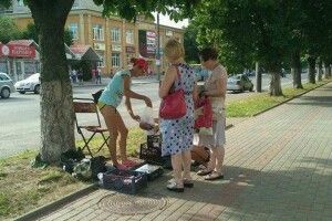 У Луцьку накрили торгорців полуницею