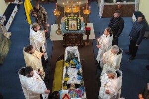 На Волині попрощалися з воїном, який відійшов у вічність після тривалої хвороби (Фото)