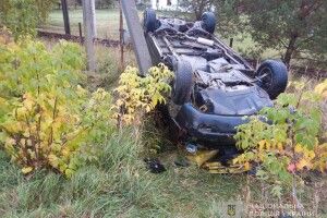 Врізався у стовп: на Волині – смертельна автоаварія