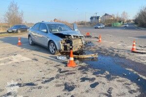 На Волині в дорожньо-транспортну пригоду потрапили три легковики