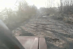 Упродовж 7 днів депутати вирішать долю аварійної дороги на Горохівщині, куди відмовляються їздити перевізники