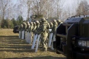 «Дорога в один кінець»: оцінили шанси військ Білорусі, якщо вони таки попруть на нас