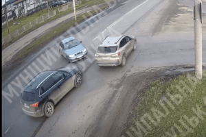 У Луцьку на перехресті зіткнулися три автівки (Відео)