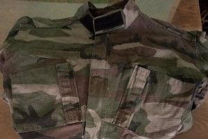 Військовослужбовець подарував музею однострій, в якому пройшов вогняні дороги Дебальцівського плацдарму