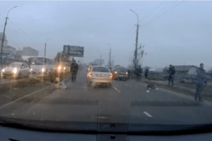 У Луцьку збили двох школярок: з'явилося відео моменту страшної аварії