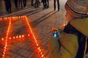 ПАМ’ЯТЬ, ЩО БОЛИТЬ І НЕ ЗГАСАЄ БОЛЕМ