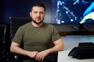 Зеленський до «Слуг народу», які хочуть змінити гімн: «Не виставляйте себе дурнями» (Відео)
