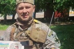 Сьогодні Горохівщина адресує вітання на фронт легендарному лікарю Миколі Банірі 
