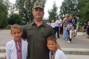 У Нововолинську вшанували головний державний символ
