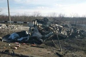 Біля блокпосту бойовиків на протитанковій міні підірвався мікроавтобус