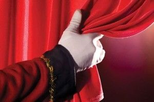 Юні горохівчани пішли до обездолених і хворих людей із виставою