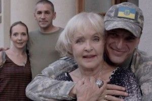 Солдати АТО називають МАМОЮ Аду Роговцеву
