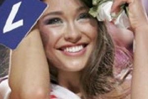 НАЙГАРНІША УКРАЇНКА ПЕРЕМОГЛА НЕЧЕСНО?
